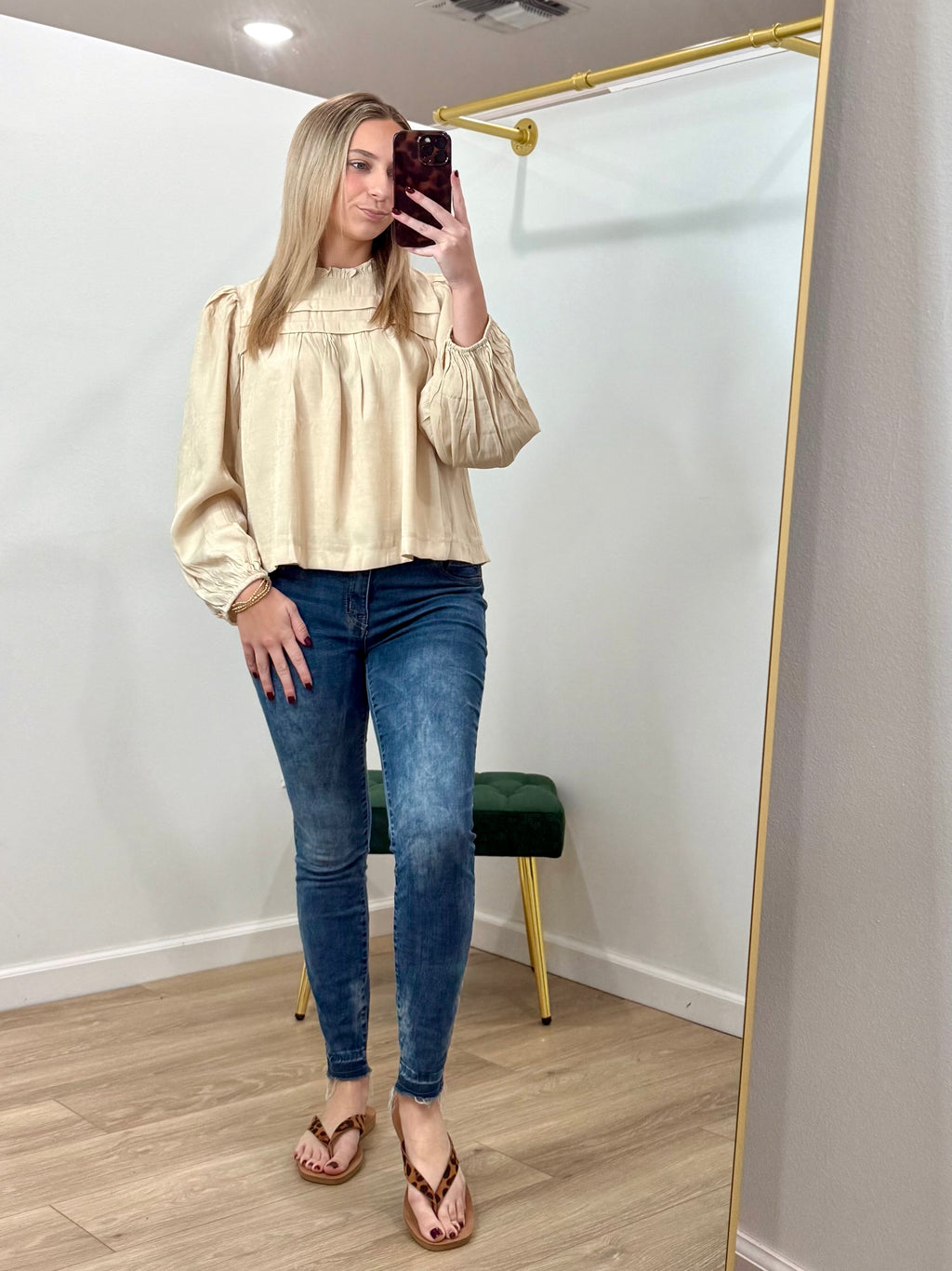 Pintuck Yoke Puff Long Sleeve Shirt