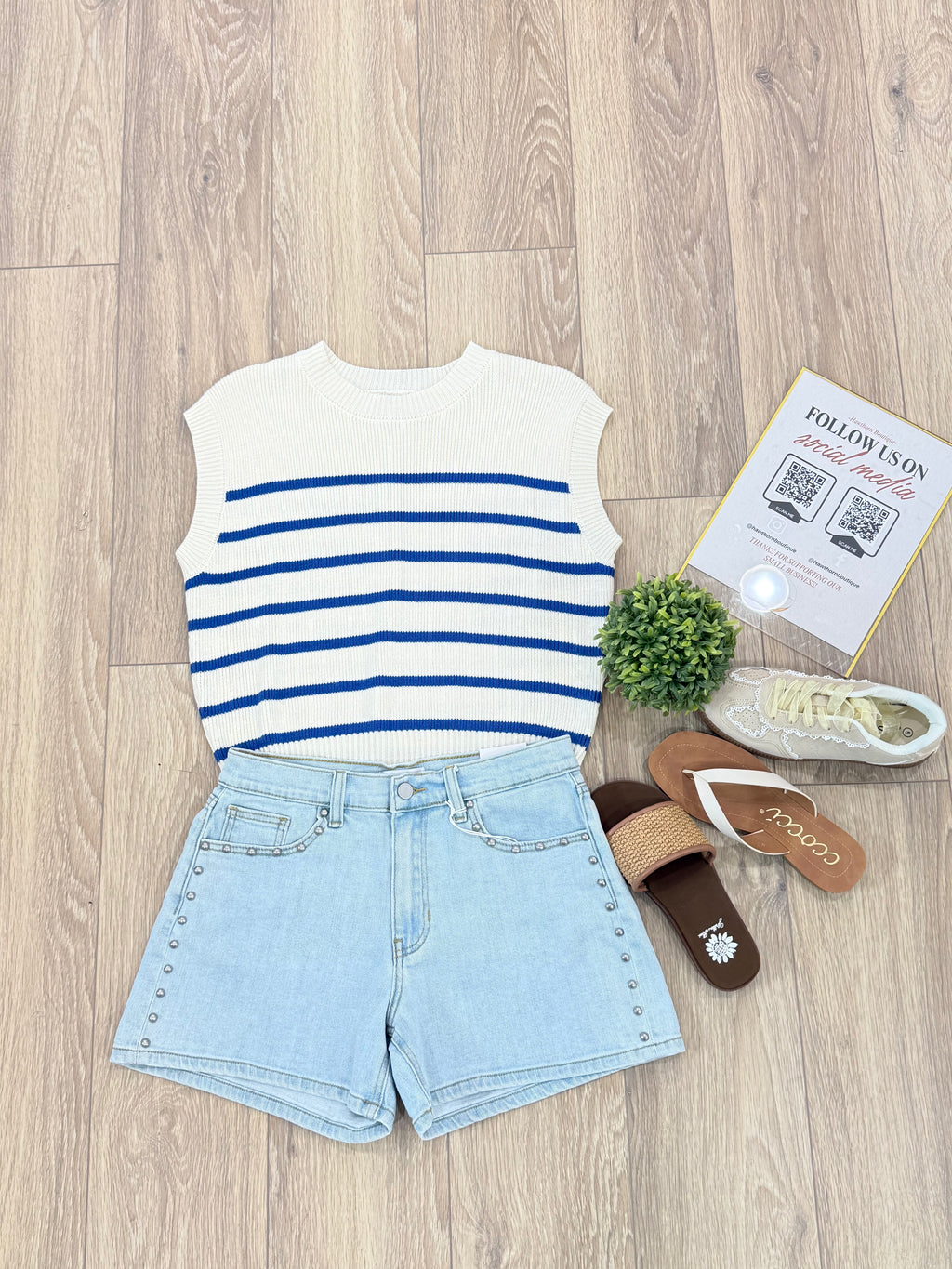 She + Sky Sleeveless Round Neck Striped Sweater