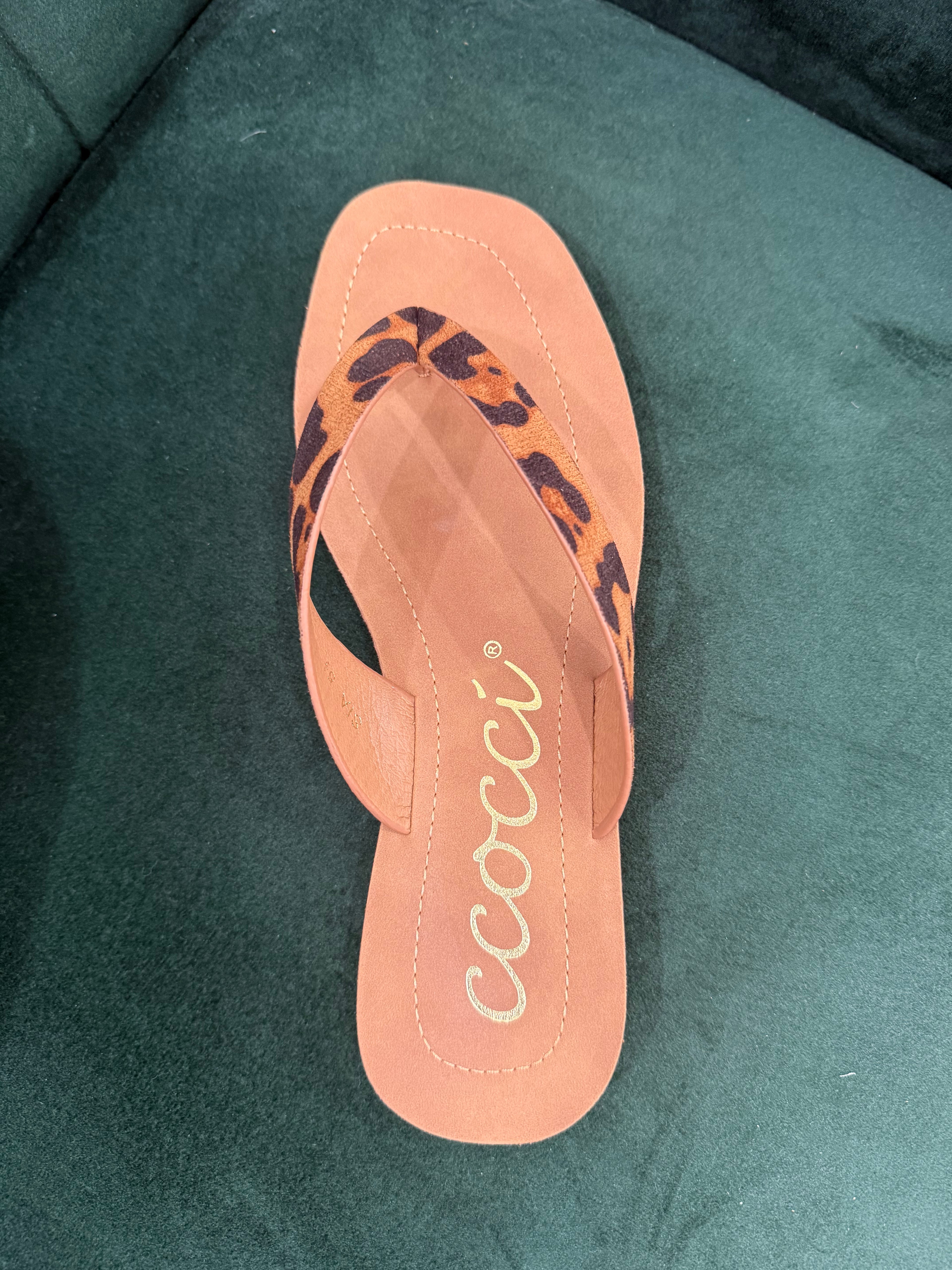 Cocci Leopard Flip Flips